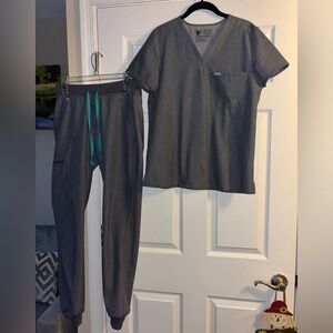 Figs Scrubs Set Catarina + Zamora Graphite